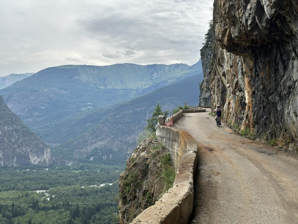 Montée vers Villard Notre-Dame